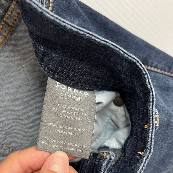 Torrid Luxe Slim Boot Jeans Womens Super Stretch Dark Wash Sz 10T Feel the Fit - Picture 4 of 9